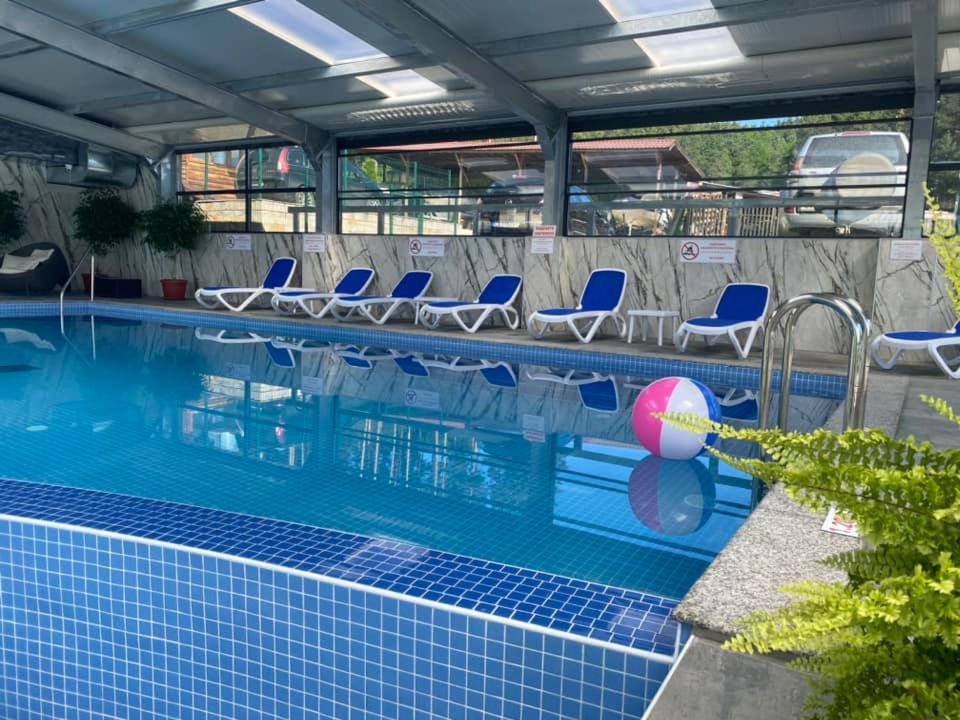 Kamelot Hotel Pasarel Zewnętrze zdjęcie